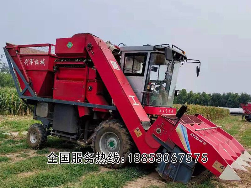 玉米双收联合收割机